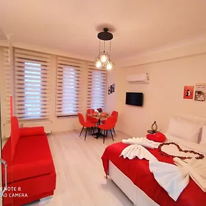 oteli̇ zi̇yaret edi̇n